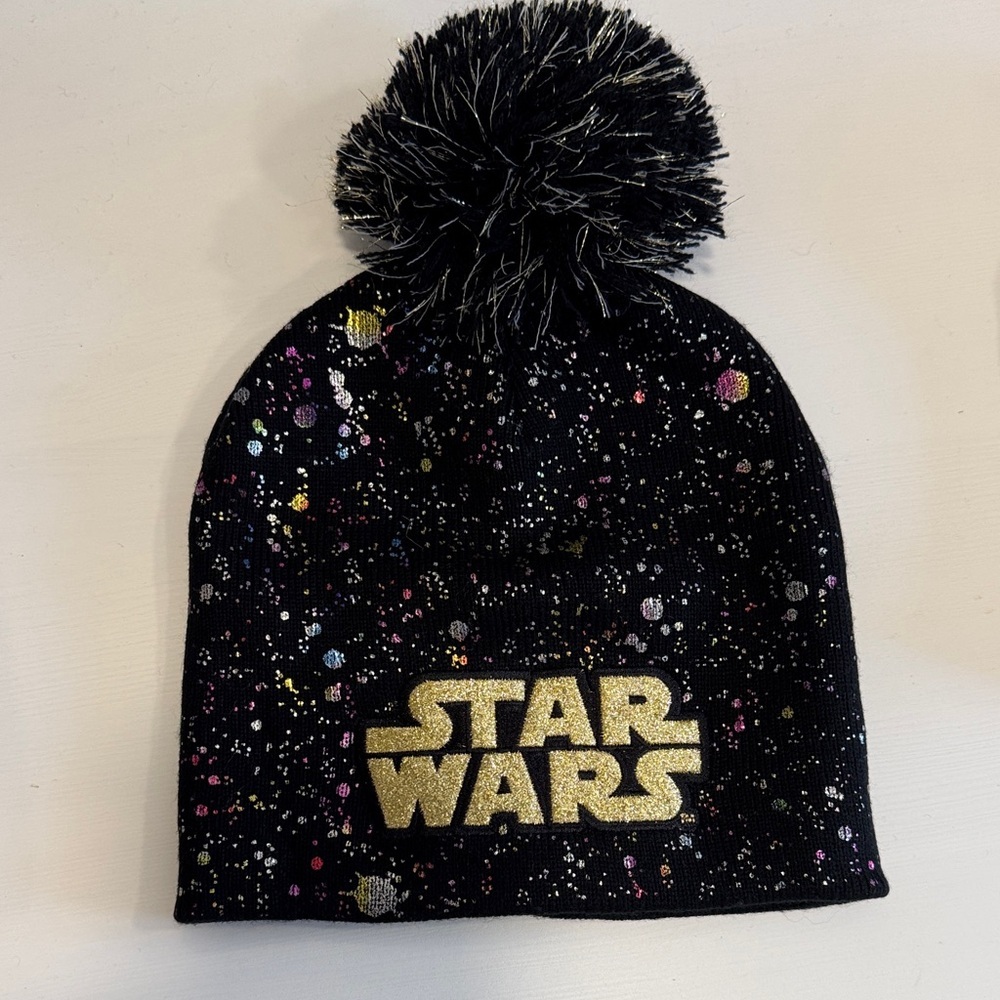 Star Wars Beanie Set with Pom Pom (2) - Picture 4 of 8